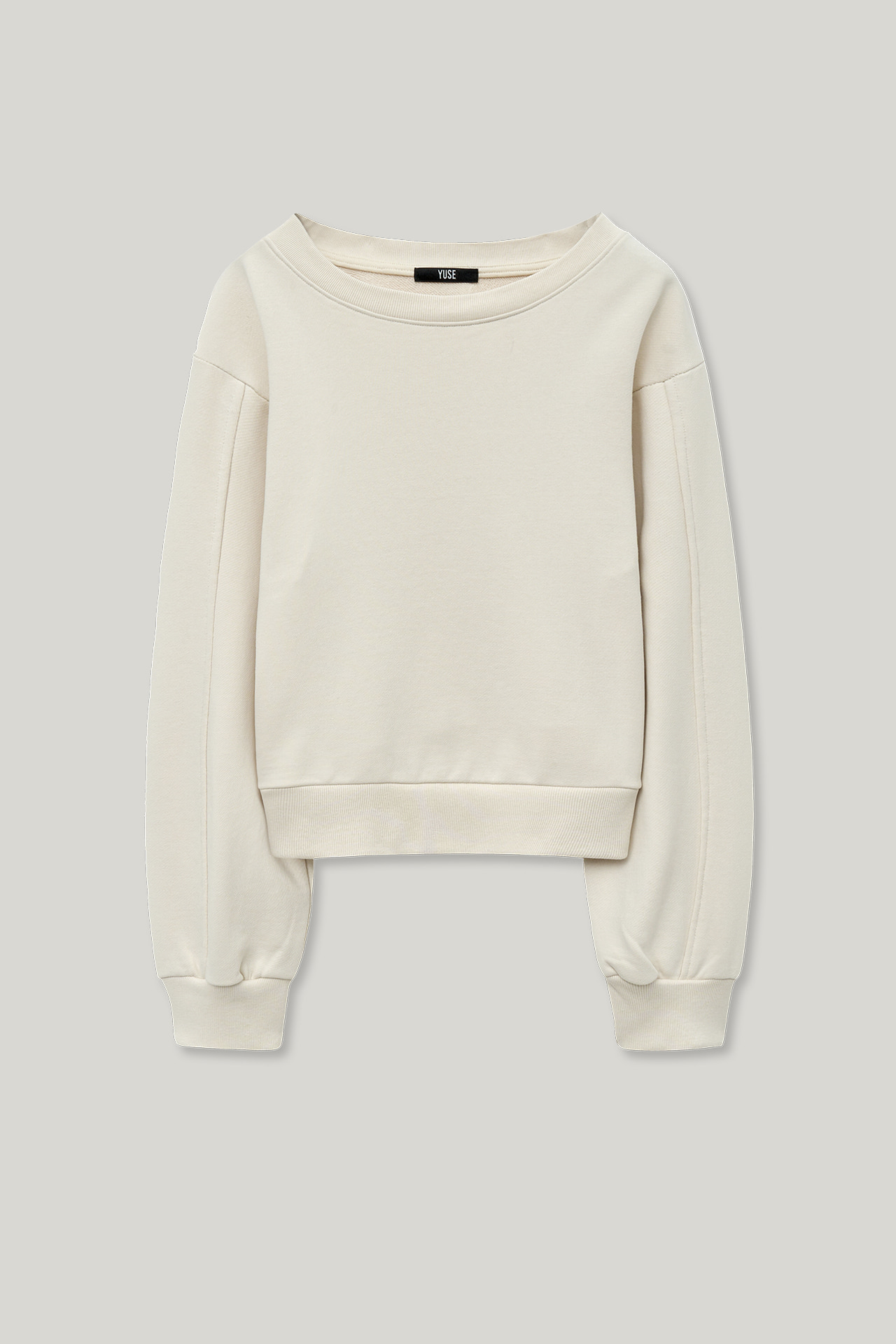 [RE:YUSE] BASIC RECYCLE OFF SHOULDER SWEAT SHIRT TOP - CREAM